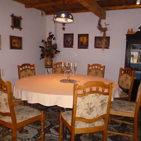 Han/Misafirhane Gastehaus Schickert *